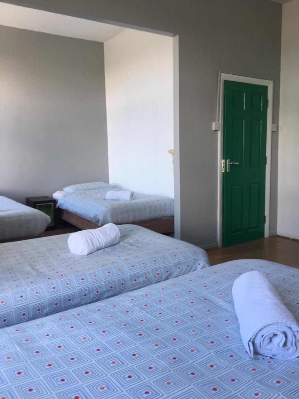 オトールズ B&B リヴァプール エクステリア 写真
